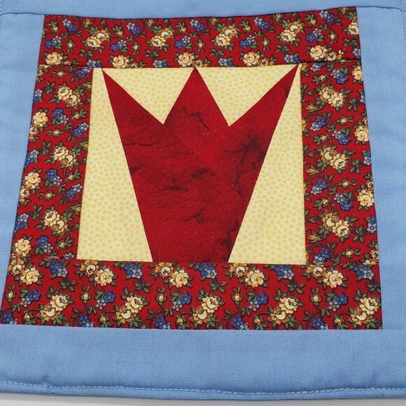 Handmade Blue Yellow Dot Floral Crown Square Fabric Trivets - Set of 2 - Picture 7 of 13